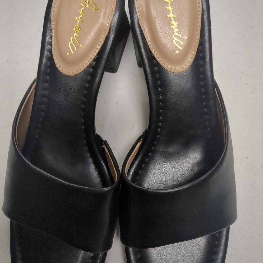 black leather 2” block-heel slide sandals size 8 like-new condition